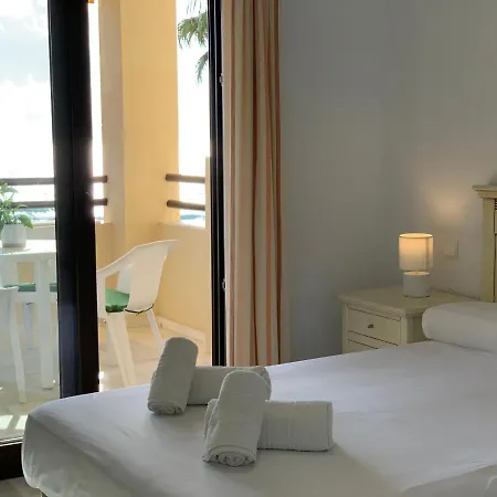 Solana Montemar Puerto Apartment *